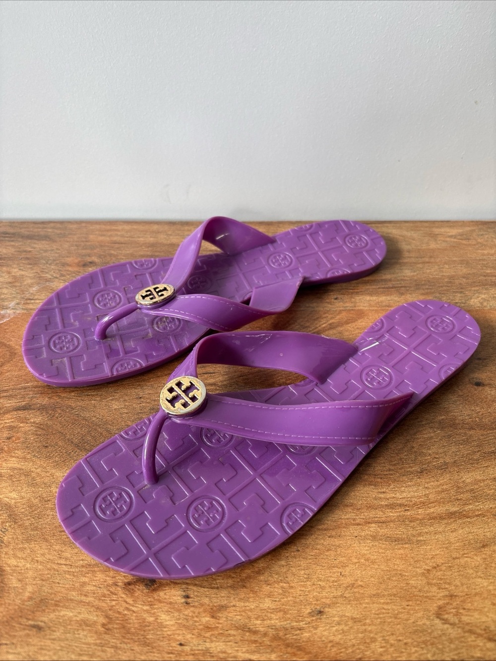 Tory Burch thora Purple Logo Jelly Flip Flops 8.5M